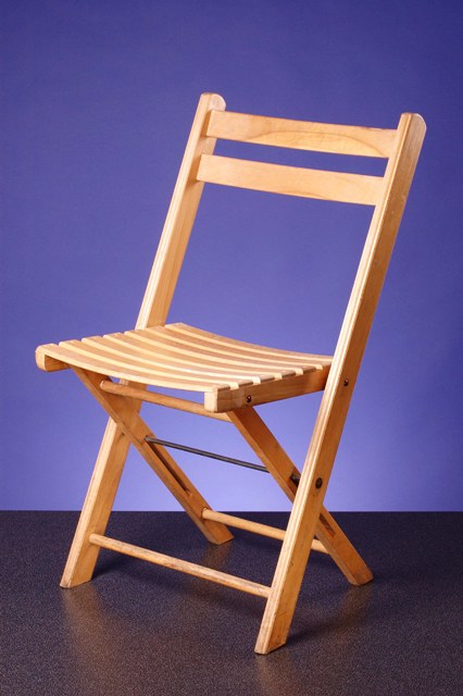 Miete Klappstuhl Holz | Sitz- & Stehmöbel | Festverleih